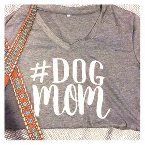 #DogMom T-shirt